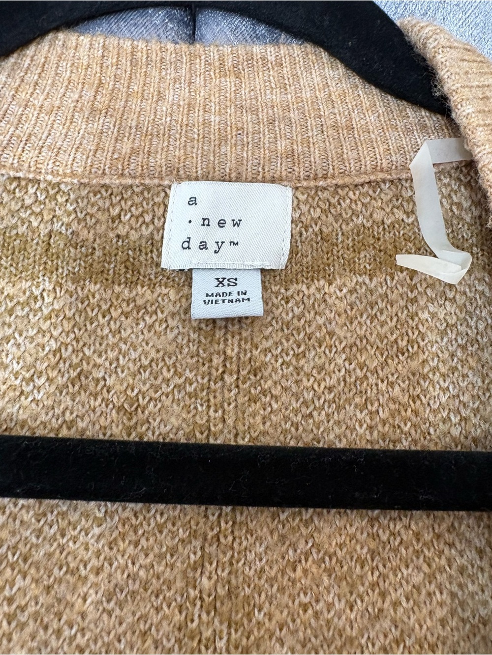 Fall cardigan - Picture 3 of 3